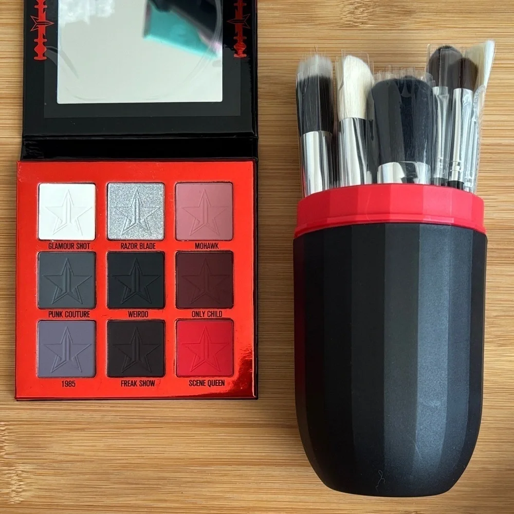 Brand New Jeffree Star Weirdo Mini Palette Halloween Gothic & 18-Piece Brush Set